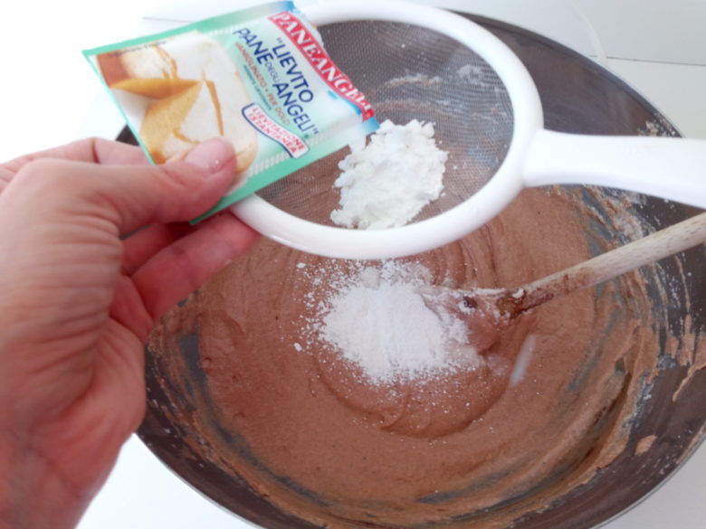 Ricetta torta al cioccolato e cocco lievito per dolci