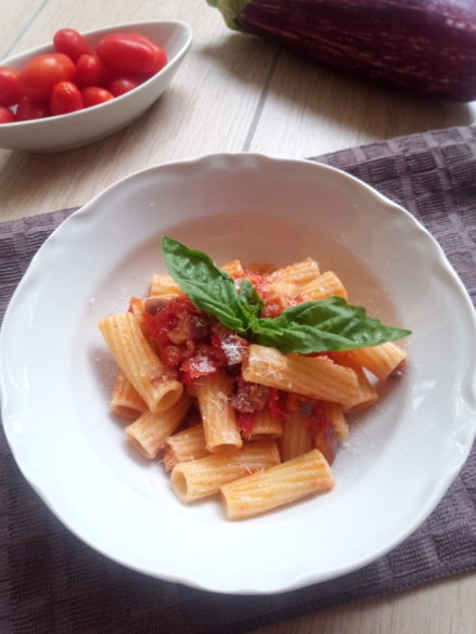 pasta con melanzane