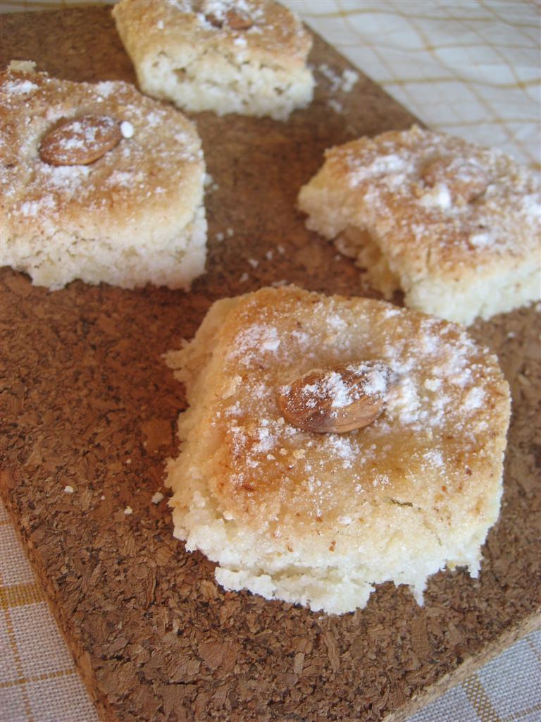 Dolcetti con farina di mandorle