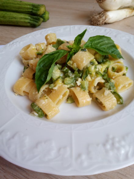 Pasta zucchine e emmenthal