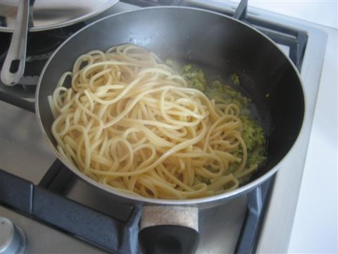 Spaghetti con zucchine 