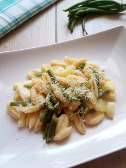 presentazione pasta fagiolini e patate