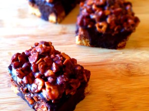 Brownie al cioccolato e nocciole