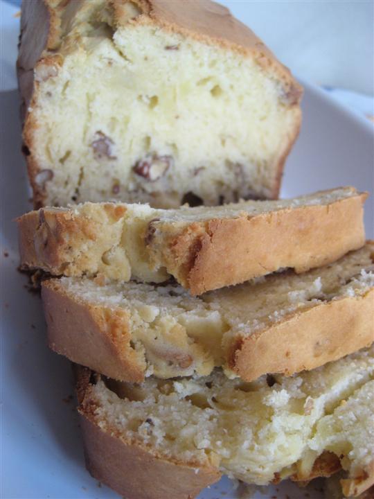 Plumcake yogurt e noci presentazione