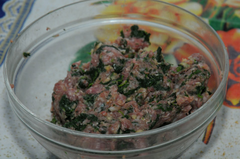 Polpette di carne con spinaci al pomodoro (alla Giudia)