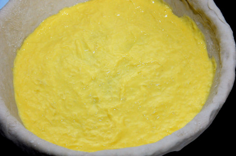 Torta salata con ricotta prosciutto e scamorza