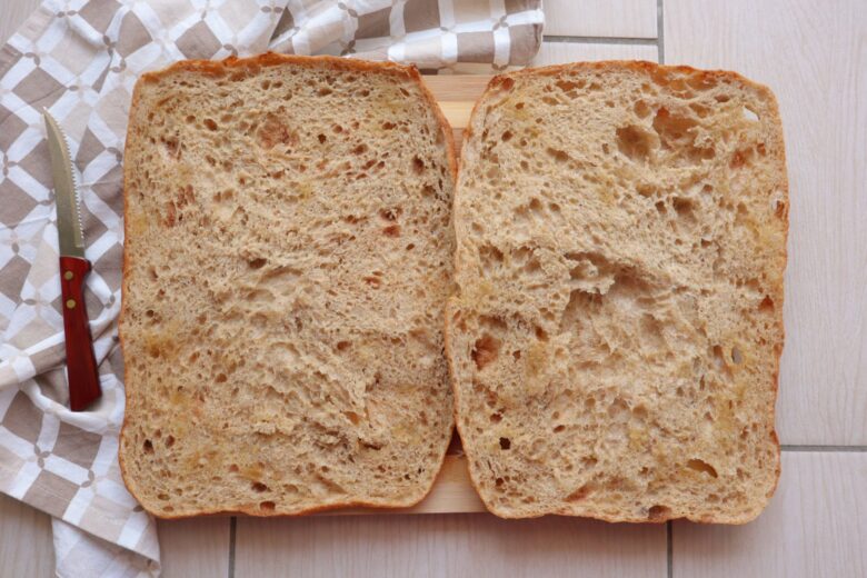 Schiacciata integrale toscana
